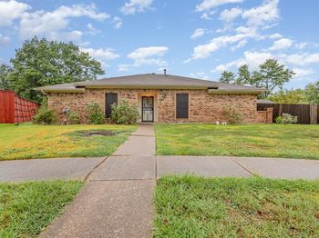 417  Edgemere Court 