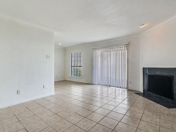 4606  Chaha   103, Garland Texas 75043