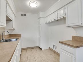 4606  Chaha   103, Garland Texas 75043