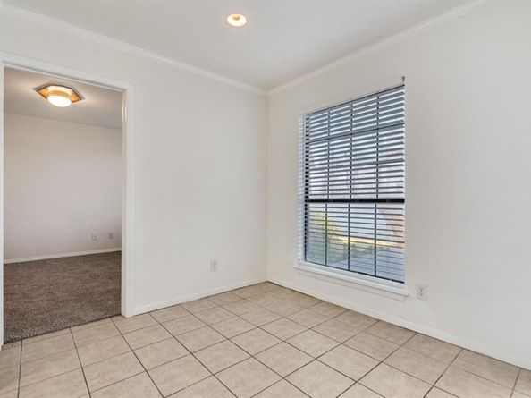 4606  Chaha   103, Garland Texas 75043