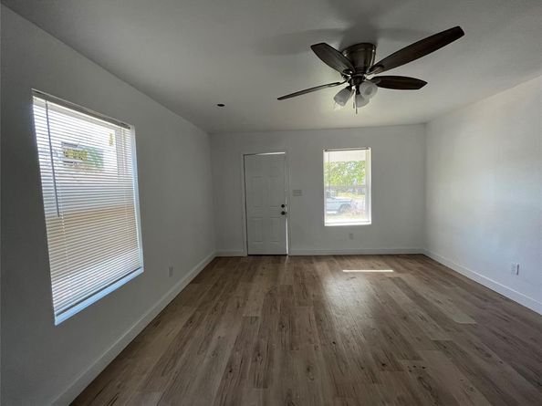 3826  Wilder Street , Dallas Texas 75215