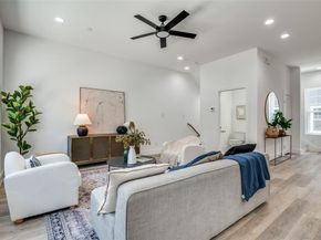631 N Tyler Street  202, Dallas Texas 75208