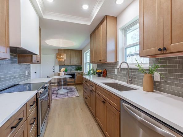 4307  Blackheath Road , Dallas Texas 75227
