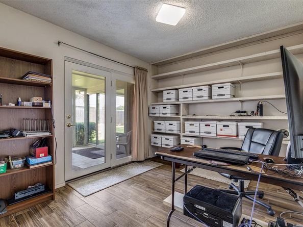 3726  Ridgeoak Way , Farmers Branch Texas 75244
