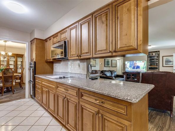 3726  Ridgeoak Way , Farmers Branch Texas 75244