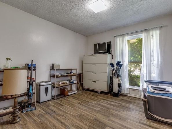 3726  Ridgeoak Way , Farmers Branch Texas 75244