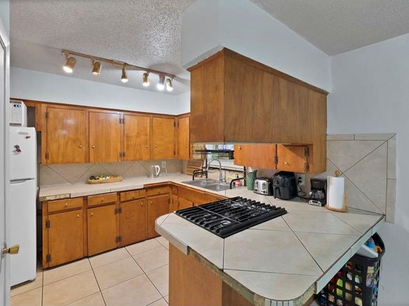 320  Old Mill Lane , Dallas Texas 75217