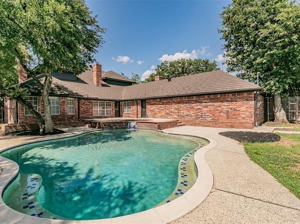 2414  Green Park Drive , Arlington Texas 76017