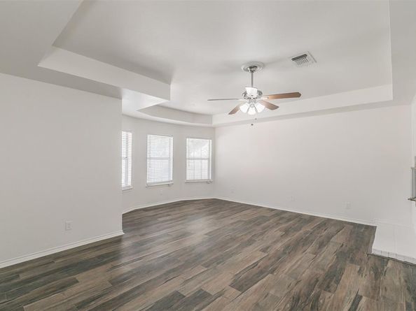 2414  Green Park Drive , Arlington Texas 76017