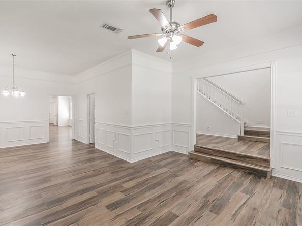 2414  Green Park Drive , Arlington Texas 76017