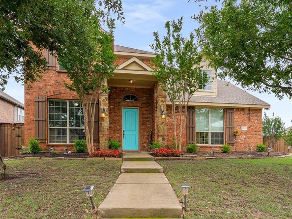 5732  Chateau Drive , Sachse Texas 75048