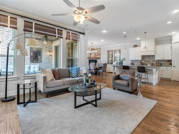 3809  Canton Jade Way , Arlington Texas 76005