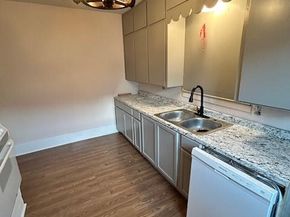 1038 E Maddox Avenue , Fort Worth Texas 76104