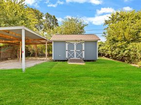 1038 E Maddox Avenue , Fort Worth Texas 76104