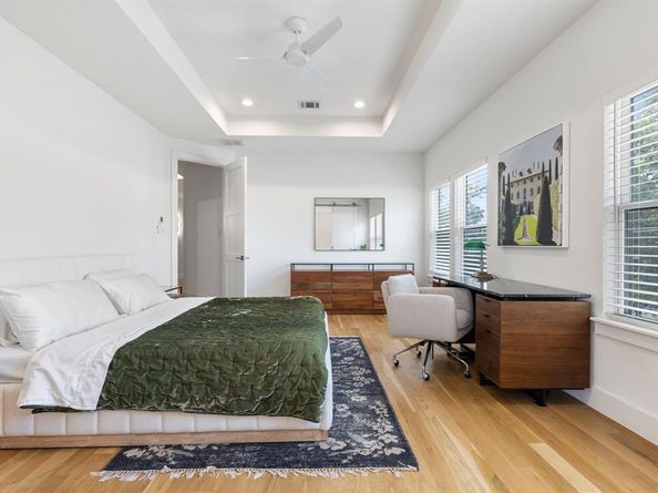 5401  Melrose Avenue , Dallas Texas 75206