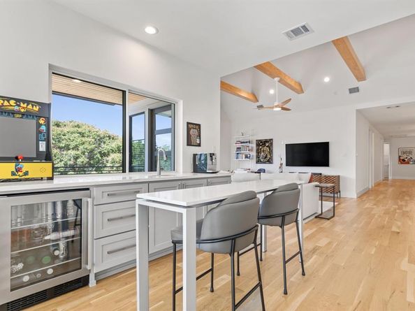 5401  Melrose Avenue , Dallas Texas 75206
