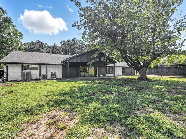 3851  Goodfellow Drive , Dallas Texas 75229