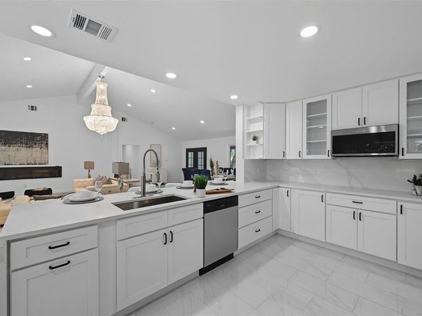 3851  Goodfellow Drive , Dallas Texas 75229