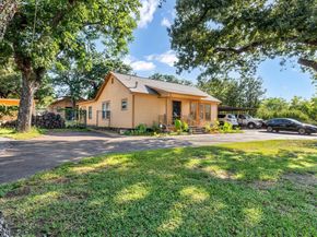 3002  Mecca Street , Fort Worth Texas 76119