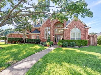 2113  Cliffside Drive 