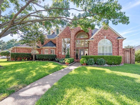 2113  Cliffside Drive , Plano Texas 75023