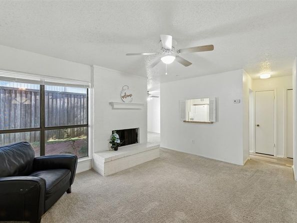 2819  Capella Circle , Garland Texas 75044