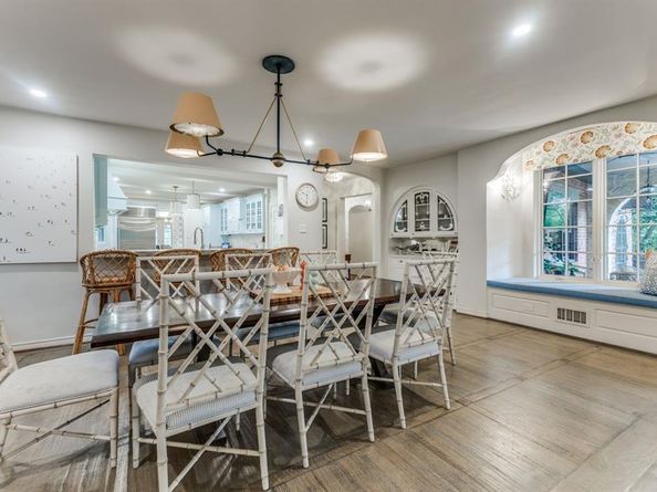 6748  Lakewood Boulevard , Dallas Texas 75214