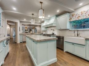 6748  Lakewood Boulevard , Dallas Texas 75214