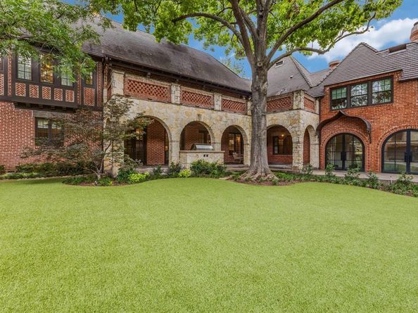 6748  Lakewood Boulevard , Dallas Texas 75214