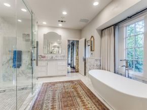 6748  Lakewood Boulevard , Dallas Texas 75214