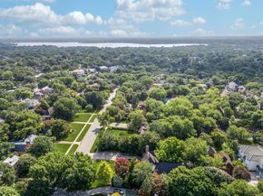 6748  Lakewood Boulevard , Dallas Texas 75214