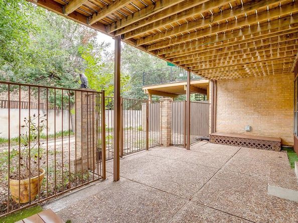 4422  Westdale Court , Fort Worth Texas 76109
