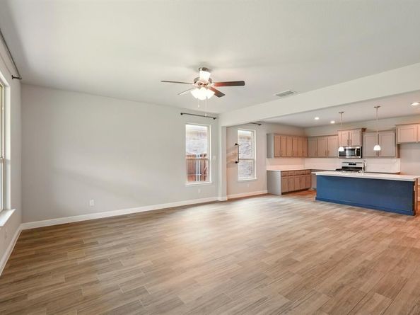 524  Big Horn Pass , Denton Texas 76210