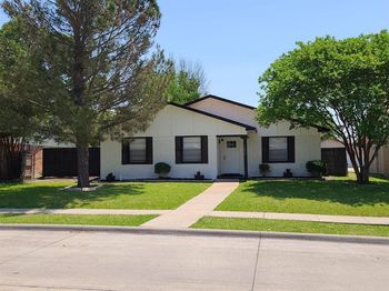 5036  Avery Lane 