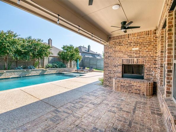 1420  6th Street , Argyle Texas 76226