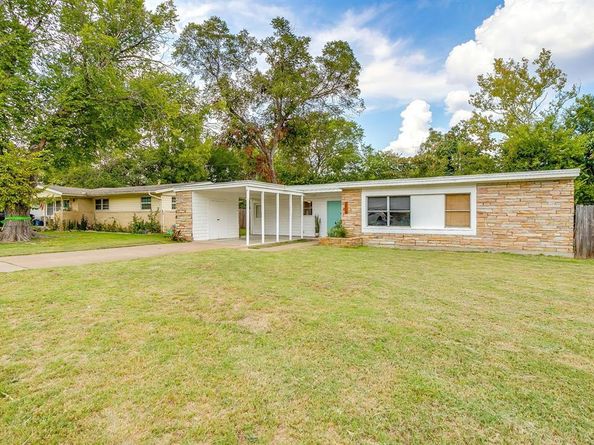 2904  Martin Lydon Avenue , Fort Worth Texas 76133