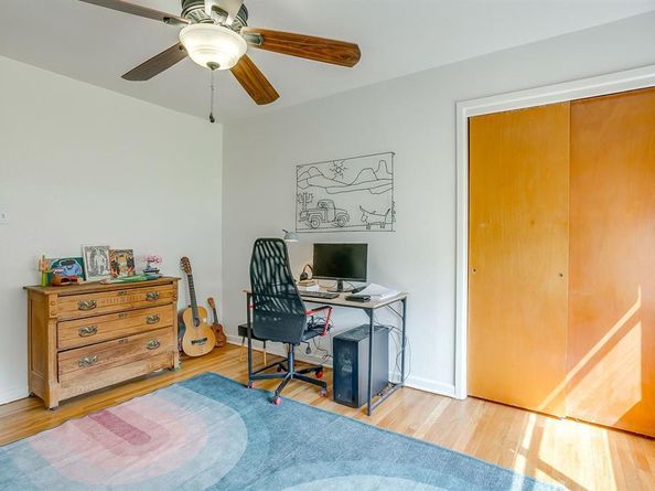 2904  Martin Lydon Avenue , Fort Worth Texas 76133