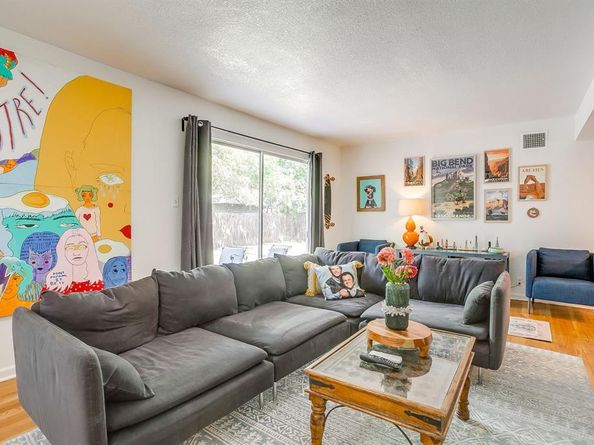 2904  Martin Lydon Avenue , Fort Worth Texas 76133