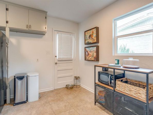 2904  Martin Lydon Avenue , Fort Worth Texas 76133