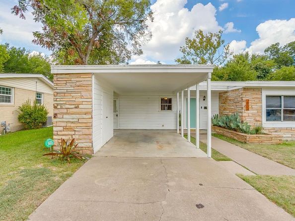 2904  Martin Lydon Avenue , Fort Worth Texas 76133