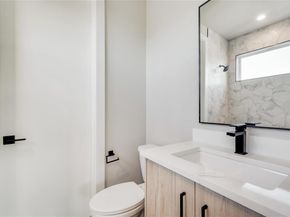 2333  Vagas Street , Dallas Texas 75219