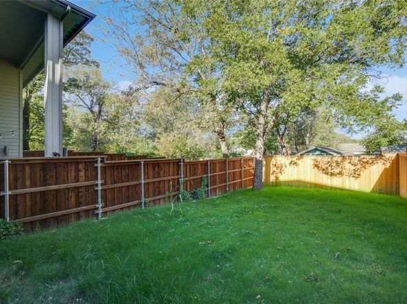 2333  Vagas Street , Dallas Texas 75219