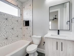 2333  Vagas Street , Dallas Texas 75219