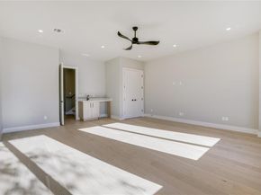 2333  Vagas Street , Dallas Texas 75219