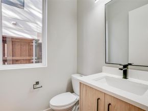 2333  Vagas Street , Dallas Texas 75219