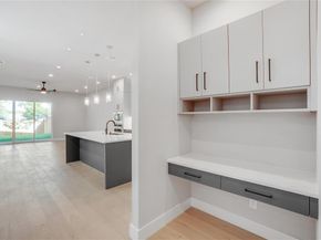 2333  Vagas Street , Dallas Texas 75219