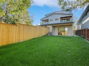 2333  Vagas Street , Dallas Texas 75219