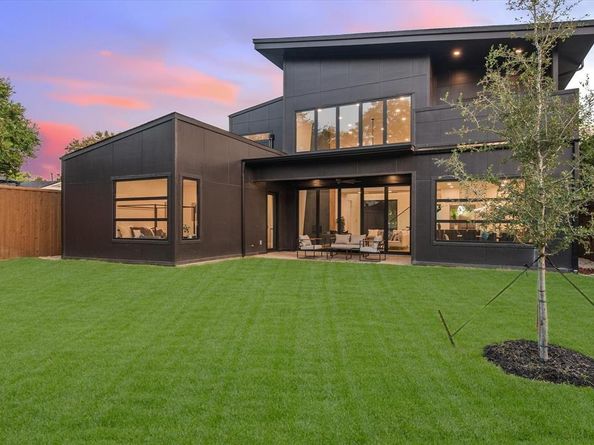 3739  Rockdale Drive , Dallas Texas 75220