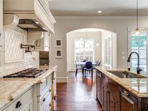 7419  Robin Road , Dallas Texas 75209