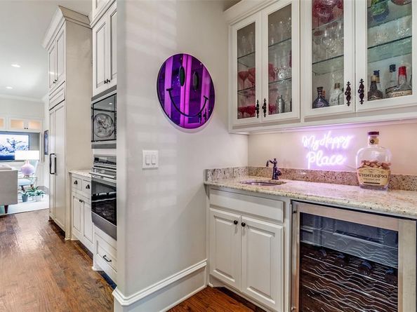 7419  Robin Road , Dallas Texas 75209